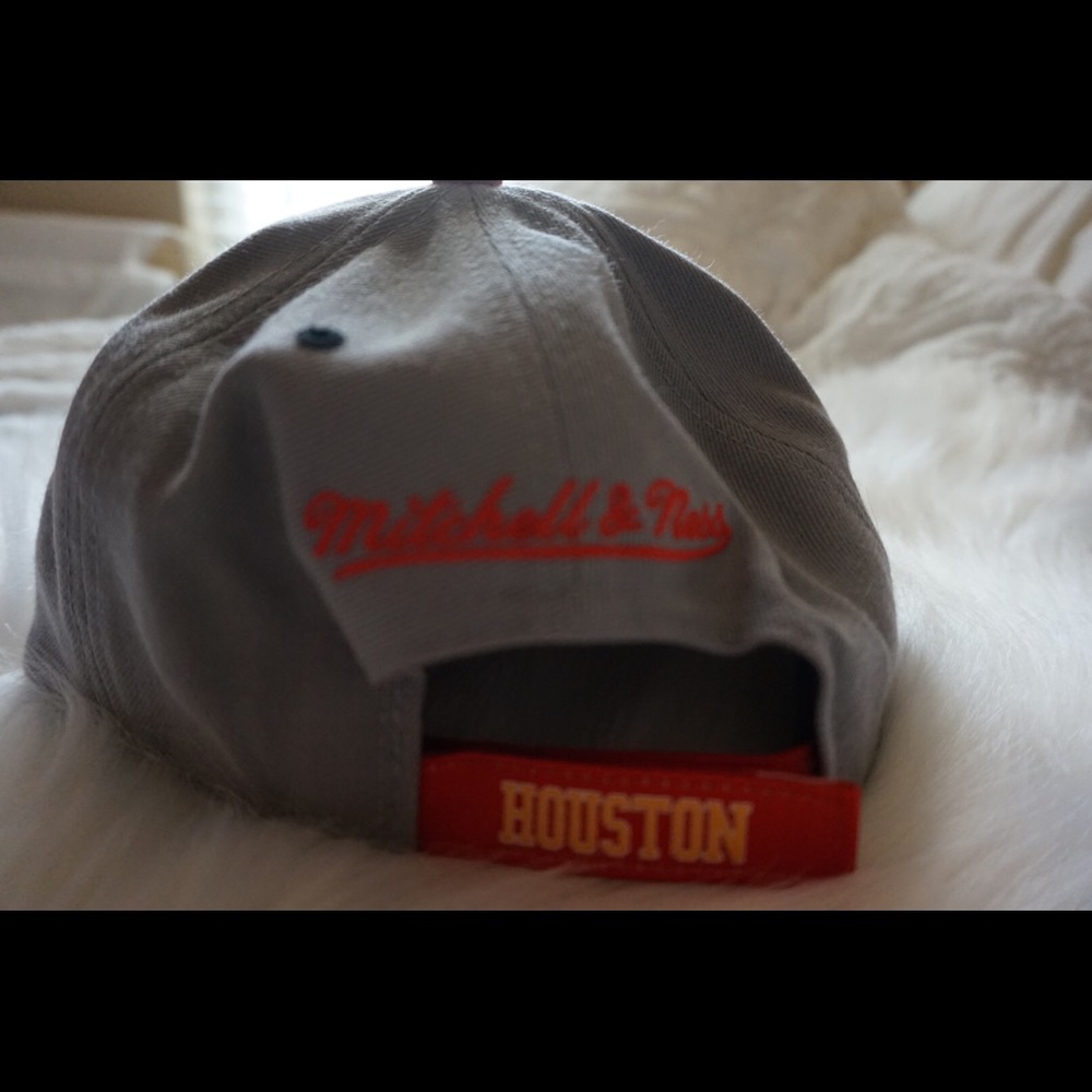 Houston Rockets Hat - Picture 3 of 3